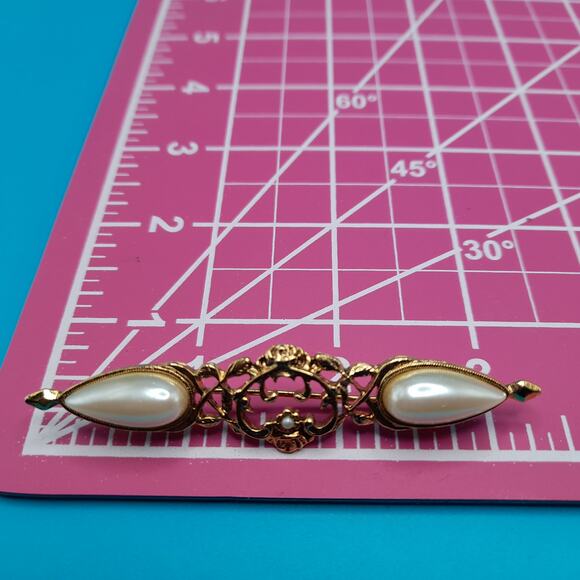 Vintage 1928 Co Brooch, Faux Pearls, Art Deco Style - Picture 7 of 9